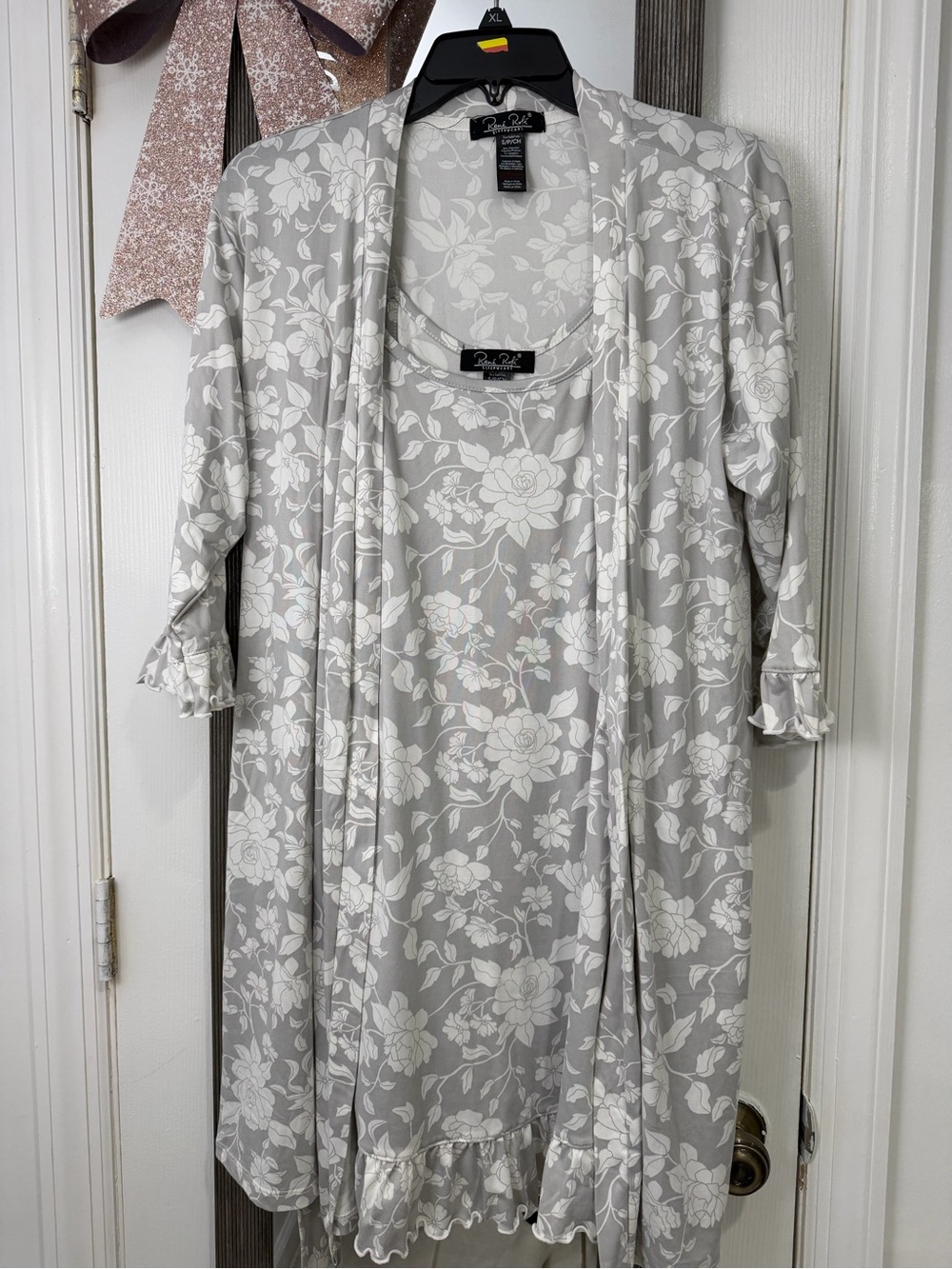 Rene Rofe Gray and White Floral Robe & Nightgown Set